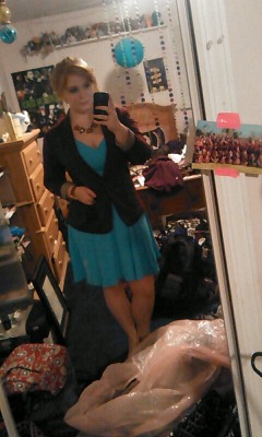 Happy thanksgiving everyone! From the girl in the blue dress :)