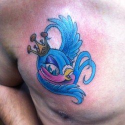 #Tattoo #ink #tatuaje #golondrina #woodswallow #newschool #nuevaescuela #color #blue #azul #venezuela #lara #barquisimeto #gabrieldiaz #gabodiaz04