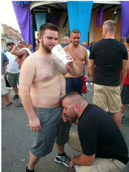 nakedguys99:  Stocky guy gets public BJ from adult photos