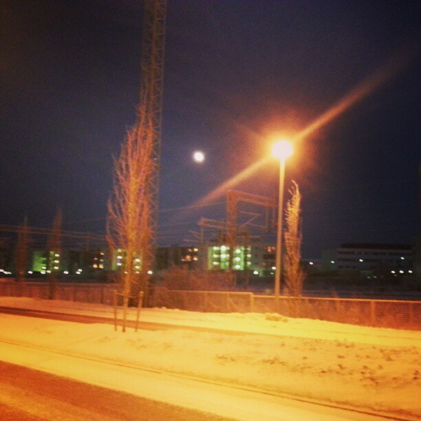 Moon &lsquo;n lights @ Rautatienkatu, Oulu