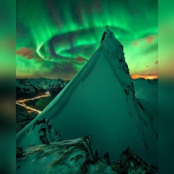 In Green Company: Aurora over Norway #nasa #apod #aurora #solarwind #chargedparticles #atmosphere #sun #corona #northernlights #austnesfjorden #fjord #svolvear #lofotenislands #norway #space #science #astronomy
