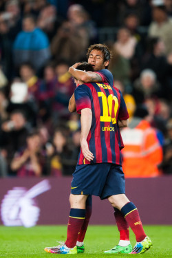 canobrosario:  Lionel Messi of FC Barcelona is congratulated by his team-mate Neymar Santos Jr after scoring his team’s second goal during the La Liga match between FC Barcelona and UD Almeria at Camp Nou on March 2, 2014 in Barcelona, Spain. 
