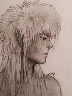 jareth-thegoblinking:  {{So I love it when inspiration, my mind, hand, and pencil all align so I can actually make something good, I just wish it wouldn’t happen after midnight usually.  So here’s my beautiful bae looking all forlorn and thoughtful.