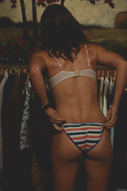 smileprettybaby:  Jessica Biel I would do dirty things to you