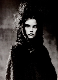thequietfront:  Paolo Roversi 