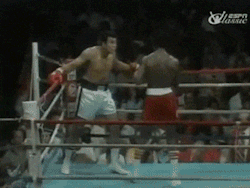 Muhammad Ali dodging 23 shots in 10 seconds.&hellip;and then&hellip;.  TAUNTS his opponent!!Like I said, a real showman.  And a professor of “the sweet science”.