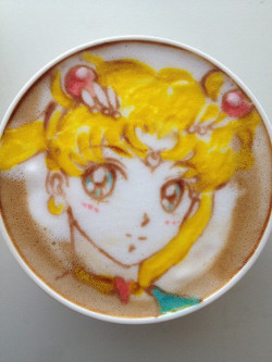 martinekenblog:  There’s a Sailor Moon in my Coffee! Photos and Tips From a Japanese Manga Latte Artist 