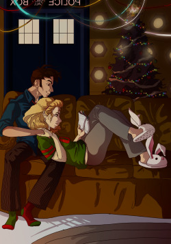 nathanielemmett:  The Tenth Doctor and Rose with their Christmas decorations up in the Tardis.(x) 