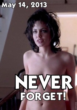 celebsuperhotlist:  Angelina Jolie’s boobs Never Forget 