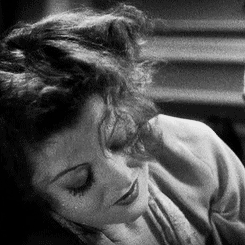 katharinehepburn:  Myrna Loy in Night Flight (1933)