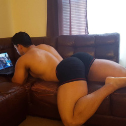 musclboy:  “Even the computer is getting small…” 🙂