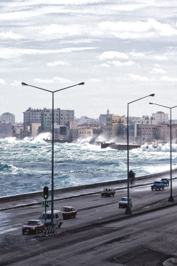 tumb1rthecreator:  Waves on Havana 