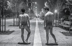 tripnight:    Urban Nudism in Nea Paralia of Thessaloniki 13/12/2013 Γυμνισμος στην Νεα Παραλια from Giannis Maskidis on Vimeo. 
