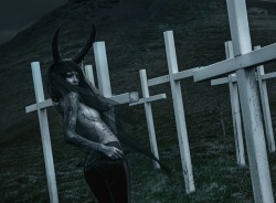 Shellydinferno: She Walks These Hills In A Long Black Veil, She Visits My Grave When