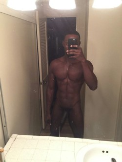 addicted2cakes:  (Submission) Send pics2 Kik carmelmocaswagg Single_nigga_2000@yahoo.com &amp; twitter @carmelmocaswagg tumblr http://addicted2cakes.tumblr.com  cute black man