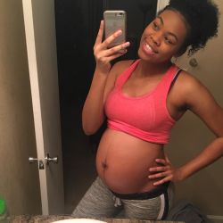 maternityfashionlooks:  ’ “26 weeks and 2 days. Having a little boy 