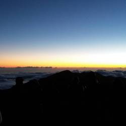 Sea of clouds at 9700 feet above sea level. #femdom #vacation #hawaii #volcano #haleakala #horizon #daybreak # dawn #aurora