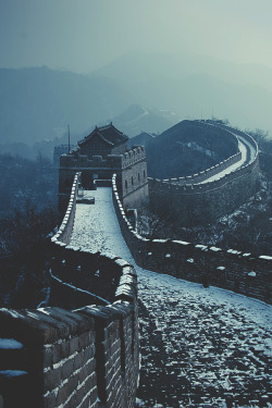 visualechoess:  The Great Wall of China by: Jiamin Zhu