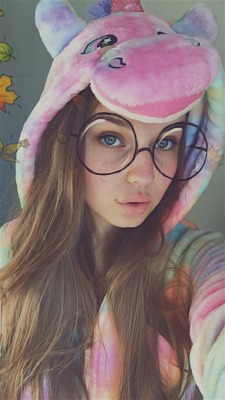 xadmetax:  Been super ill for the past few days so imma just stay in my unicorn onesie till I get better