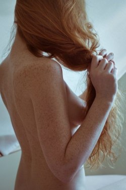Templeofginger:  Thenoblemoor:  Gingers Are So Gorgeous. Their Beautiful Pale Skin