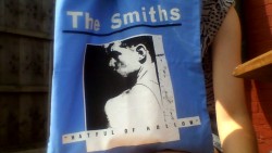 i-am-purity:  Got my Smiths tote bag in