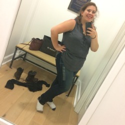 belasroadtohealth:  Non scale victory today! I went to torrid today and tried on size 14 pants and they fit comfortably. Then I wanted to see if a size 14 at a non plus sized store would fit me. So I went to American Eagle andâ€¦ Tah dah! Size 14 jeans