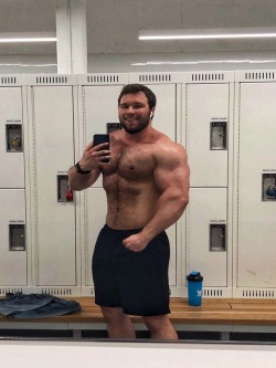 wrestle-bear:  themuscleguys:https://www.instagram.com/kevjbradley/ Hot, hairy-chested body-builder!! Link above is to his Instagram account.