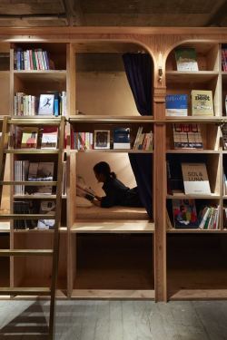 archatlas:  Book And Bed Tokyo Suppose Design Office  @treehouseriots