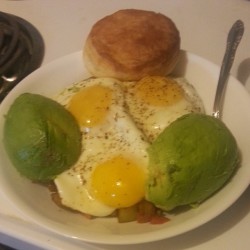 #breakfast bowl #foodporn #bacon #homefries