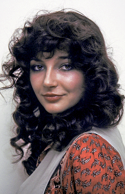 our-young-cathy-bush: Kate Bush photographed in her hotel room in London, October 1978. 