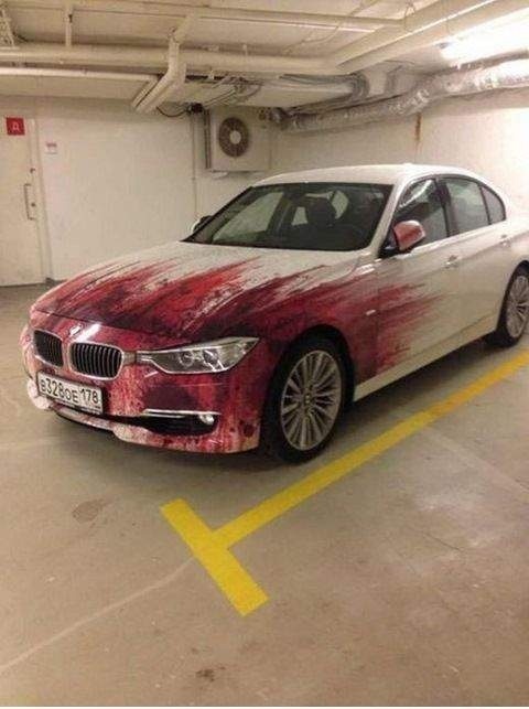 june19dhmis:  winneganfake:  I HAVE FINALLY FOUND THE PAINT JOB I NEED ON MY CAR.