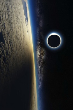 earthyday:  Eclipse - By A4size-ska 
