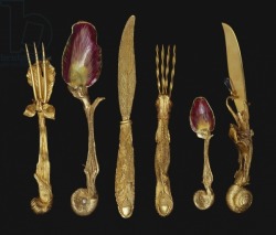ohthentic: jawsomejaba:  Salvador Dali silver-gilt cutlery, 1957  Oh 