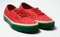 fabulousandthick:  Not sure if Kellie Kay has a personally tumblr (hope she does because I’d love her to see this). But she should totally get these kicks they are hella cute and would go perfect with her watermelon dress!!