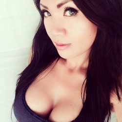 selfieasiangirl:Selfie Asian girl amazing body - IG imtrinity88More Amateur Asians
