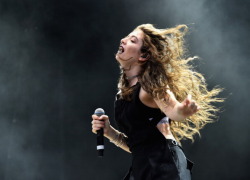 lordeella:  Lorde performs at the 2014 Lollapalooza Day One at Grant Park on August 1, 2014 in Chicago, Illinois. 