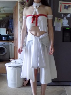 cherry-blossom-rain:  Switched outfit in the middle of comic-con. Started off in my Asuna cosplay which I made in one day so it’s a bit of a mess haha. Then switched to something I bought there.  They are both so very cute!