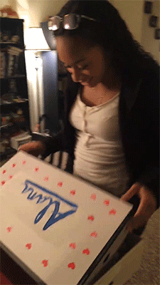 wherehaveallthescullysgone:  sizvideos:  Woman Surprise Her Girlfriend With The News She Will Be Her Kidney Donor - Watch the full video  The beauty of this needs MILLIONS of reblogs!!! 