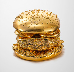 showslow:  Arndt von Hoff’s gold burger 