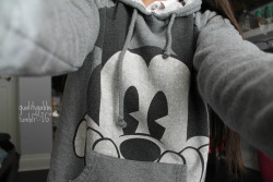 qualitygabby:  I love my hoodie:3. pic inspired