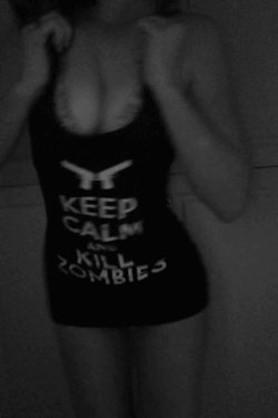 ixnay-on-the-oddk:  ponkymaria:  keep calm and kill zombies hfy!!!  cant believe this is still going around lol 