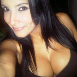 smokinhotlatinas:  Hookup with a sexy Latina tonight: http://bit.ly/1PxyNjq 