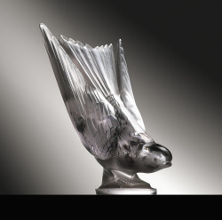 Hirondelle (Swallow)  Lalique Automobile Mascots, 1932Photo © RM Auctions“RM Auctions, the official auction house of the Amelia Island Concours d’Elegance, returns to Northeast Florida for its 14th annual Amelia Island sale on March 10, 2012. It