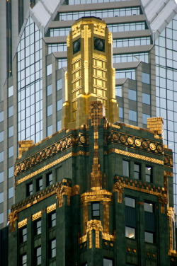 mizzgmr:  Carbide and Carbon Building, 2013 by Gina Marie