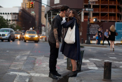 mode-chanel:  Two lovers in NYC 