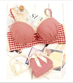 lingerieonadime:  Under บ here - Pro tip, search “Cute Bra” there’s a crazy amount of stuff! :)