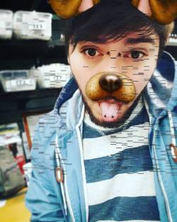 When snapchat trips on you  #snapchat #inatacute #instagay #puppy #piercings #snakeeyes #bluestripes #gay #cheeky #pansexual #work #browneyes