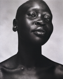 horreure:  In Your Face, Alek Wek and Guinevere van Seenus by Mark Abrahams for Nylon, March 2001 