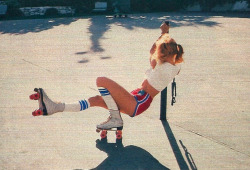 nevver:  &lsquo;78 and Sunny, Rollergirl