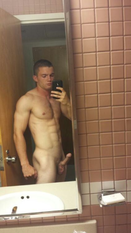 fit-dude:  straightdudesnudes:  Joseph was one of my first military studs! 